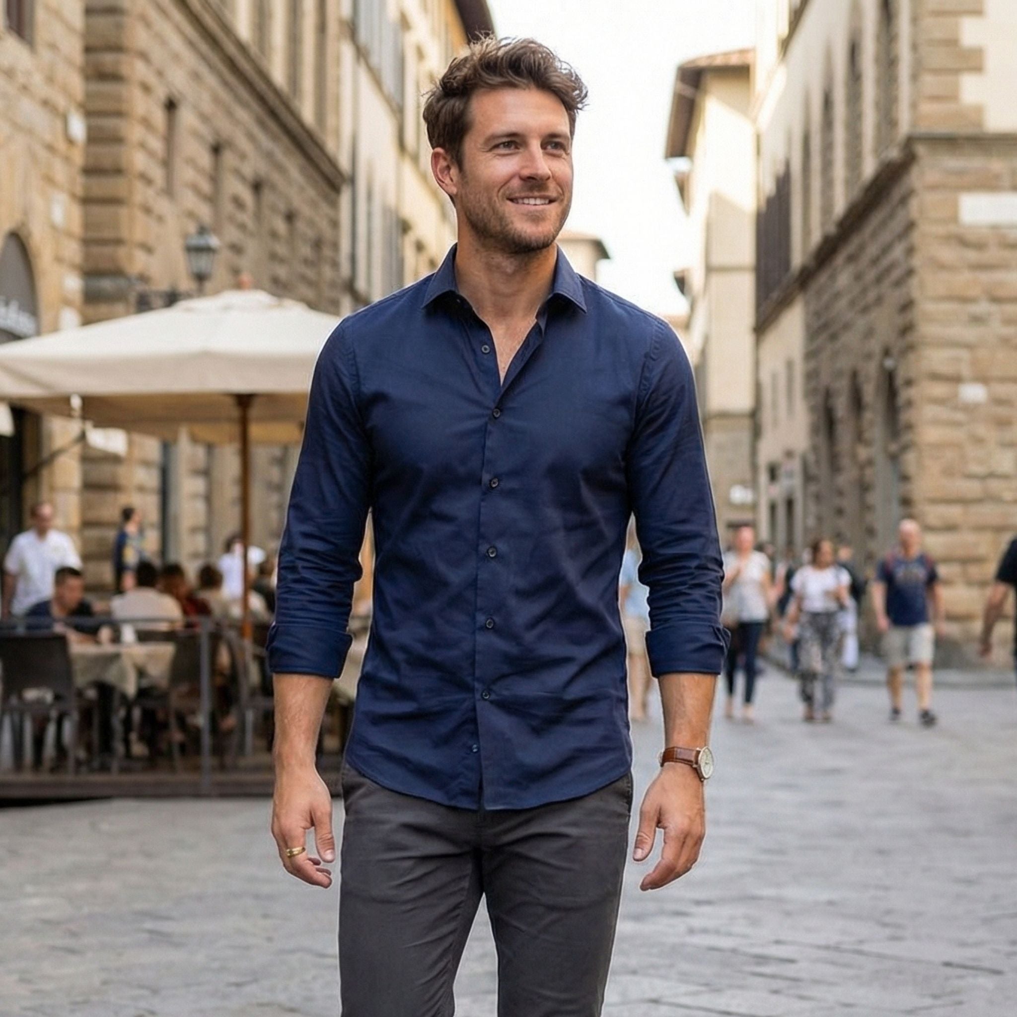 Men's Slim-Fit Button-Down Shirt